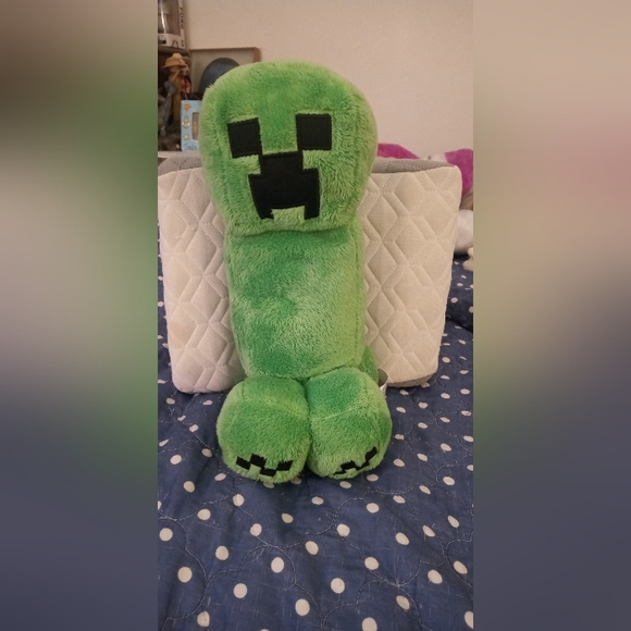 Minecraft Stuffed Toy - Picture 1 of 1